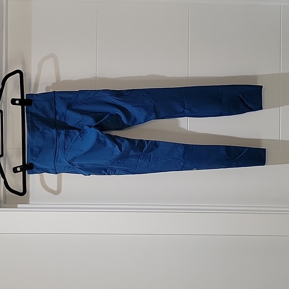 Fast and free running tight - Picture 5 of 6